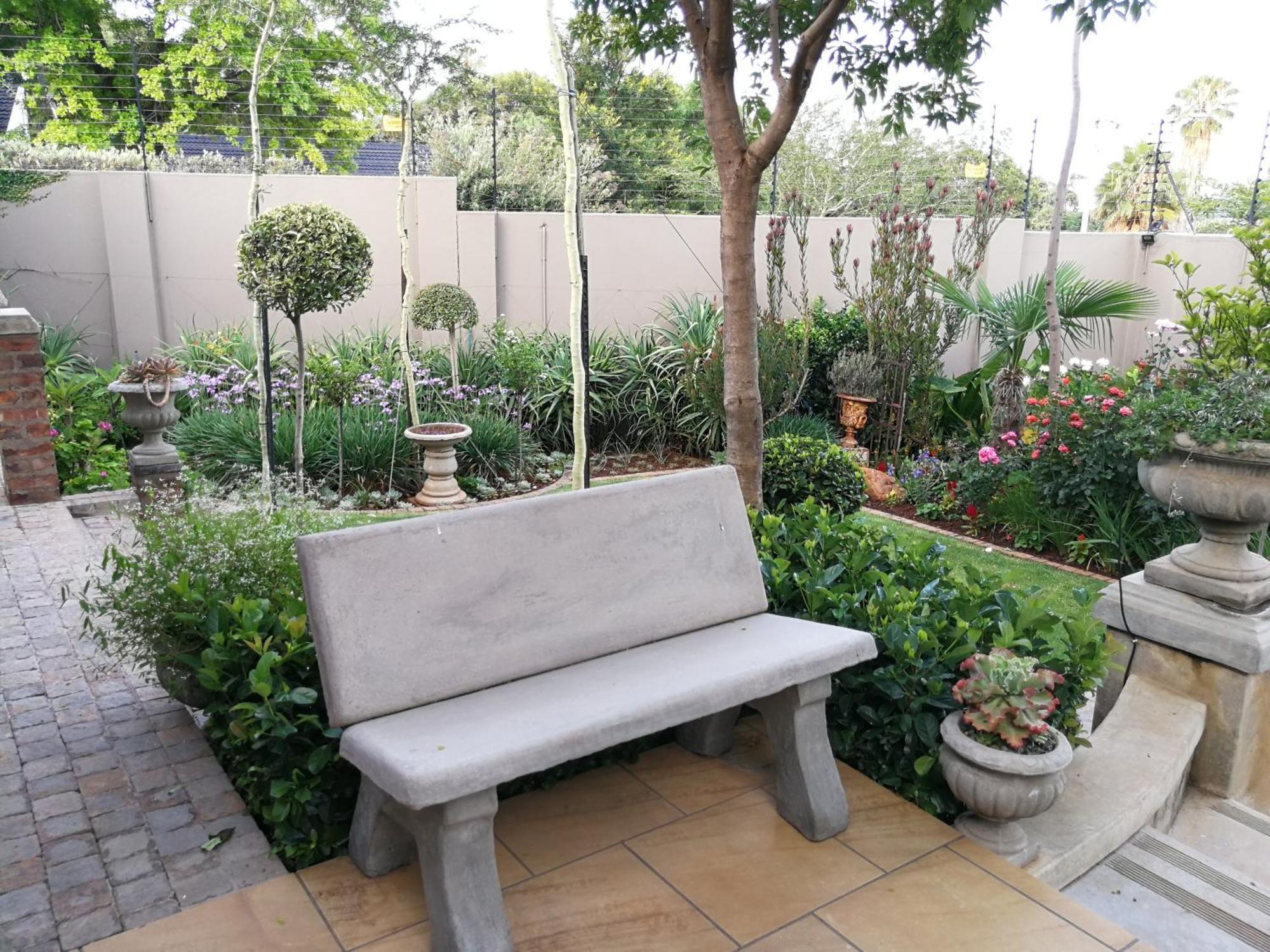 At 98 On Lynburn Guest House Pretoria-Noord Cameră foto